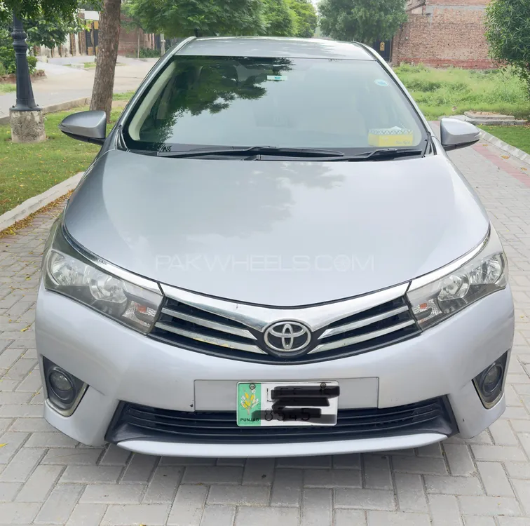 Toyota Corolla 2015 for Sale in Faisalabad Image-1