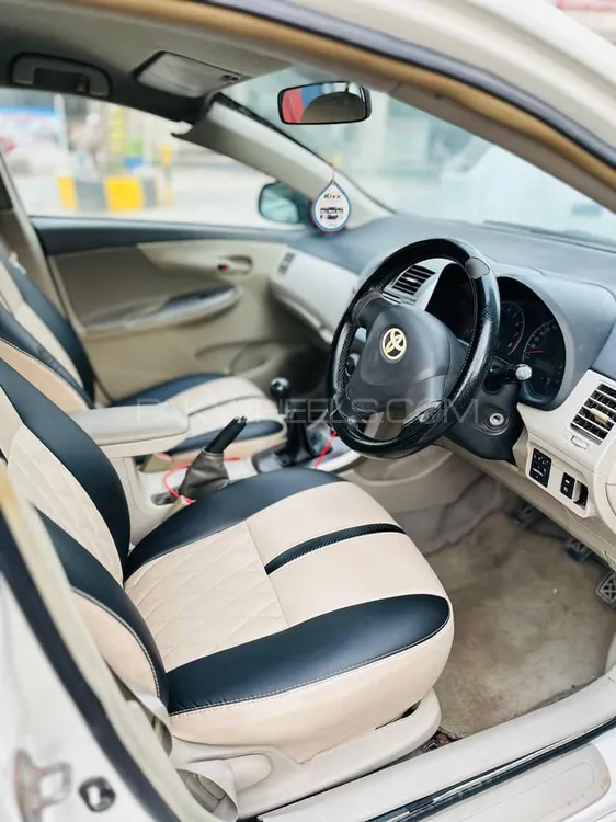 Toyota Corolla 2011 for Sale in Lahore Image-1