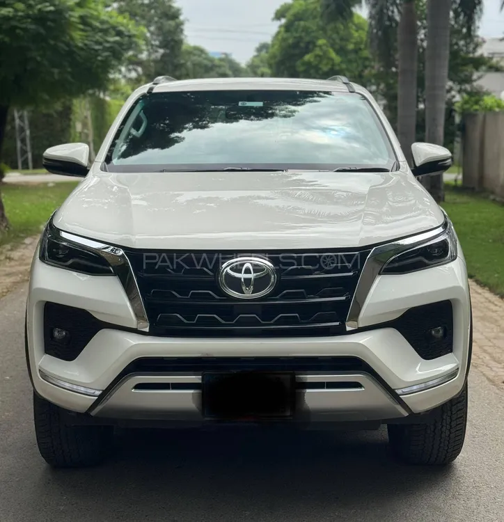 Toyota Fortuner 2021 for Sale in Lahore Image-1