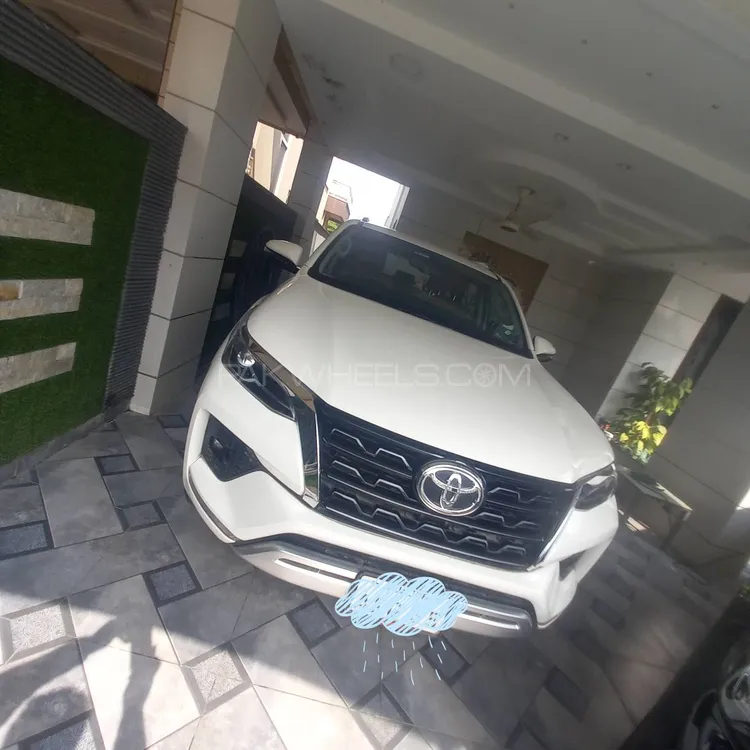 Toyota Fortuner 2022 for Sale in Lahore Image-1