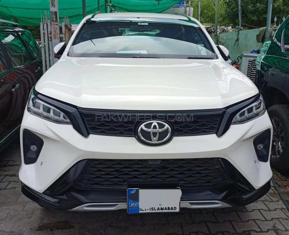 Toyota Fortuner 2022 for Sale in Lahore Image-1