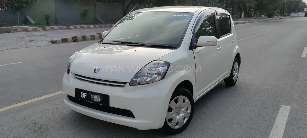 Toyota Passo 2004 for Sale in Peshawar Image-1