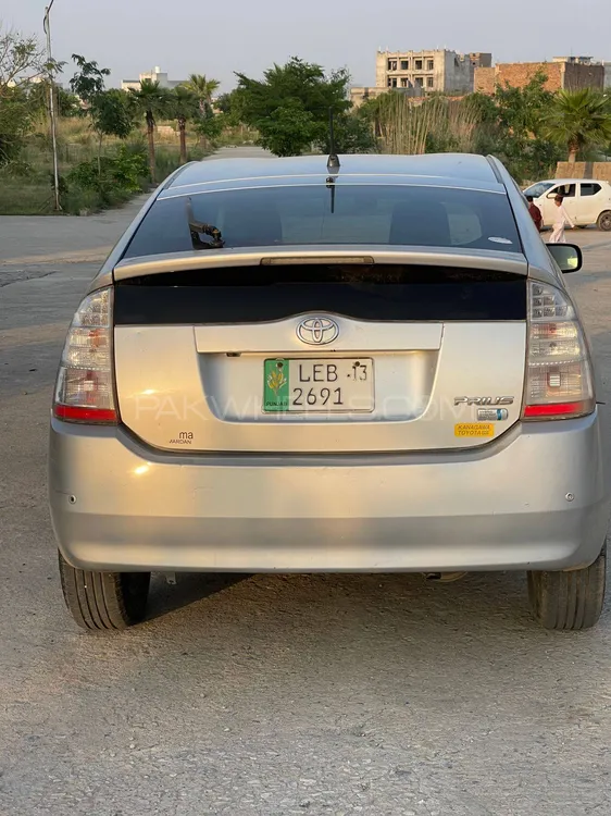 Toyota Prius 2007 for Sale in Islamabad Image-1