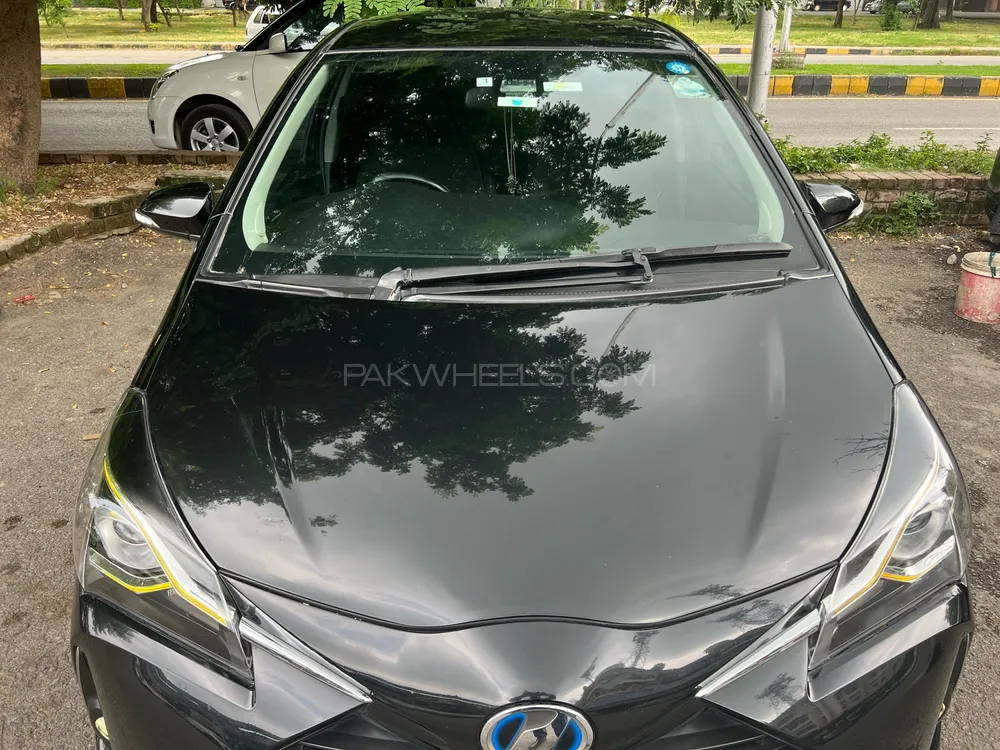 Toyota Vitz 2017 for Sale in Rawalpindi Image-1