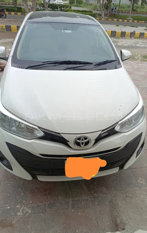 Toyota Yaris Sedan 2021 for Sale in Lahore Image-1