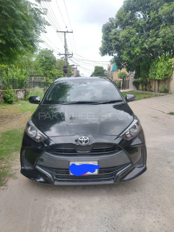 Toyota Yaris Hatchback 2020 for Sale in Lahore Image-1