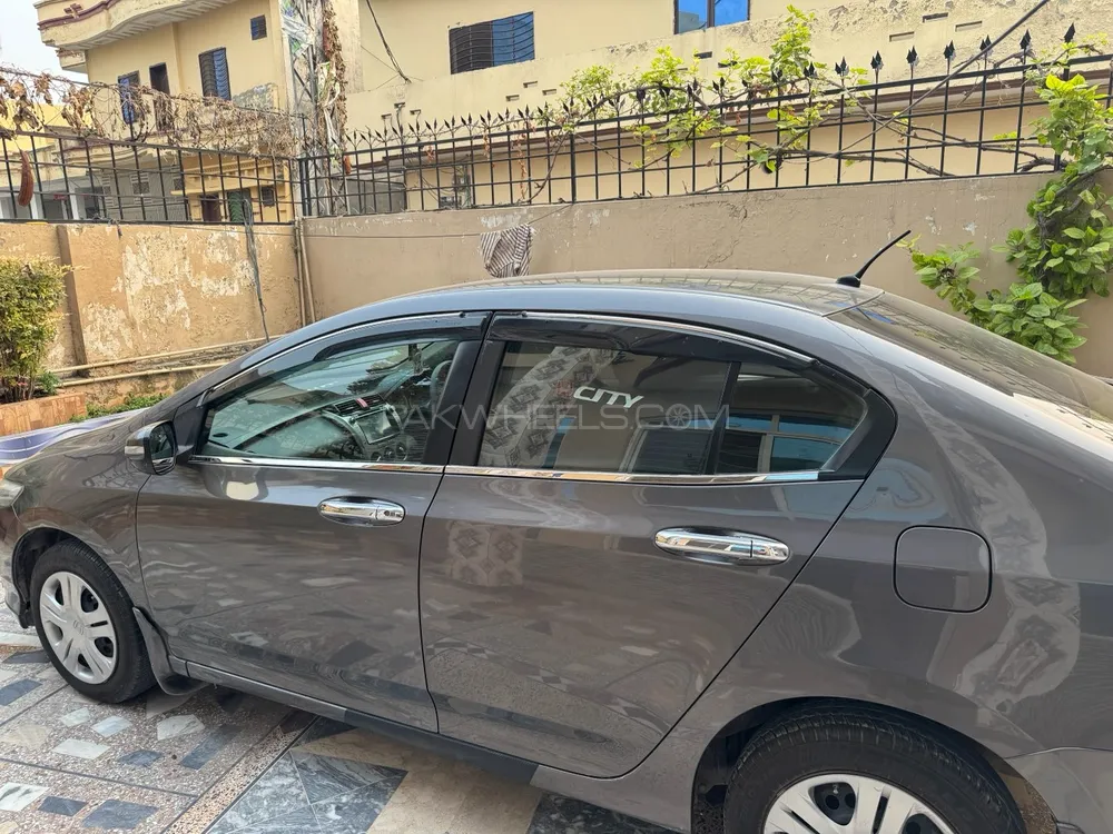 Honda City 2017 for Sale in Islamabad Image-1