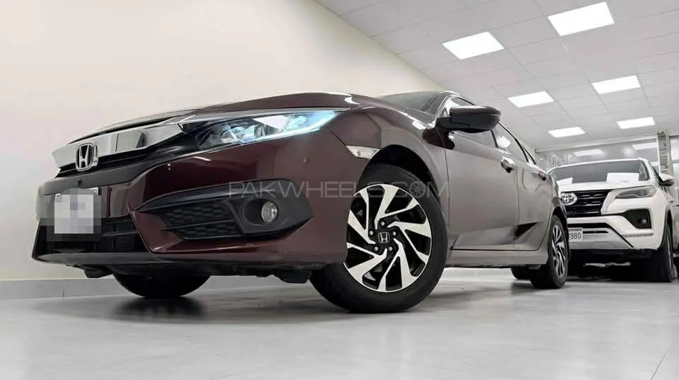 Honda Civic 2018 for Sale in Karachi Image-1