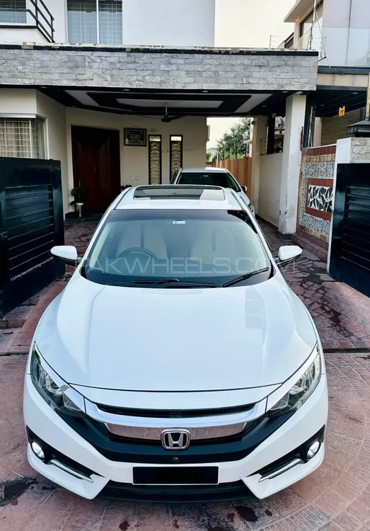 Honda Civic 2018 for Sale in Lahore Image-1