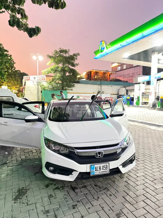Honda Civic 2018 for Sale in Islamabad Image-1