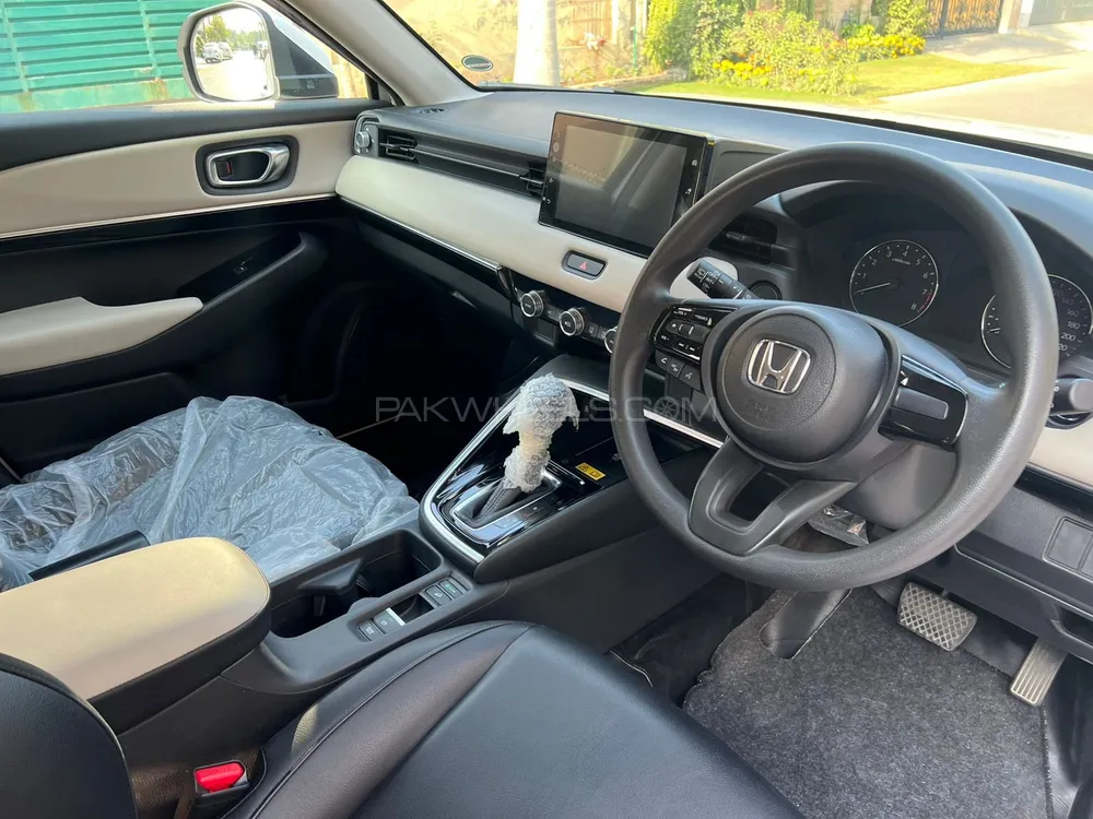 Honda HR-V 2024 for Sale in Sargodha Image-1