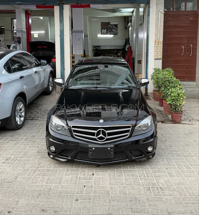 Mercedes Benz C Class 2010 for Sale in Karachi Image-1
