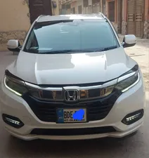 Honda Vezel Hybrid Z 2018 for Sale