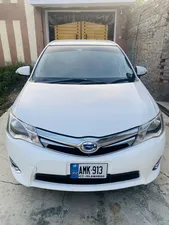 Toyota Corolla Axio Hybrid 1.5 2014 for Sale