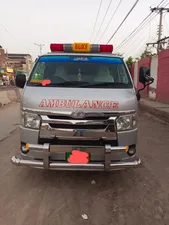 Toyota Hiace 2013 for Sale