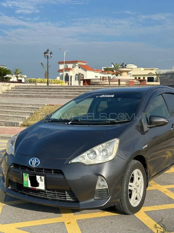 Toyota Aqua 2012 for Sale in Islamabad Image-1