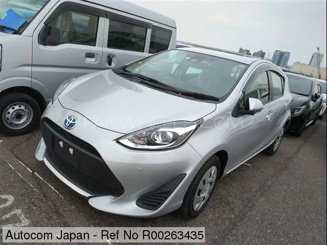 Toyota Aqua 2021 for Sale in Karachi Image-1