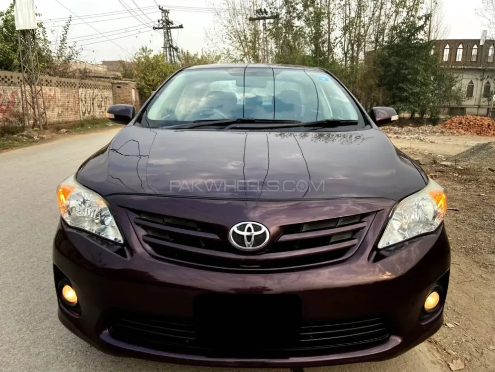 Toyota Corolla 2013 for Sale in Lahore Image-1