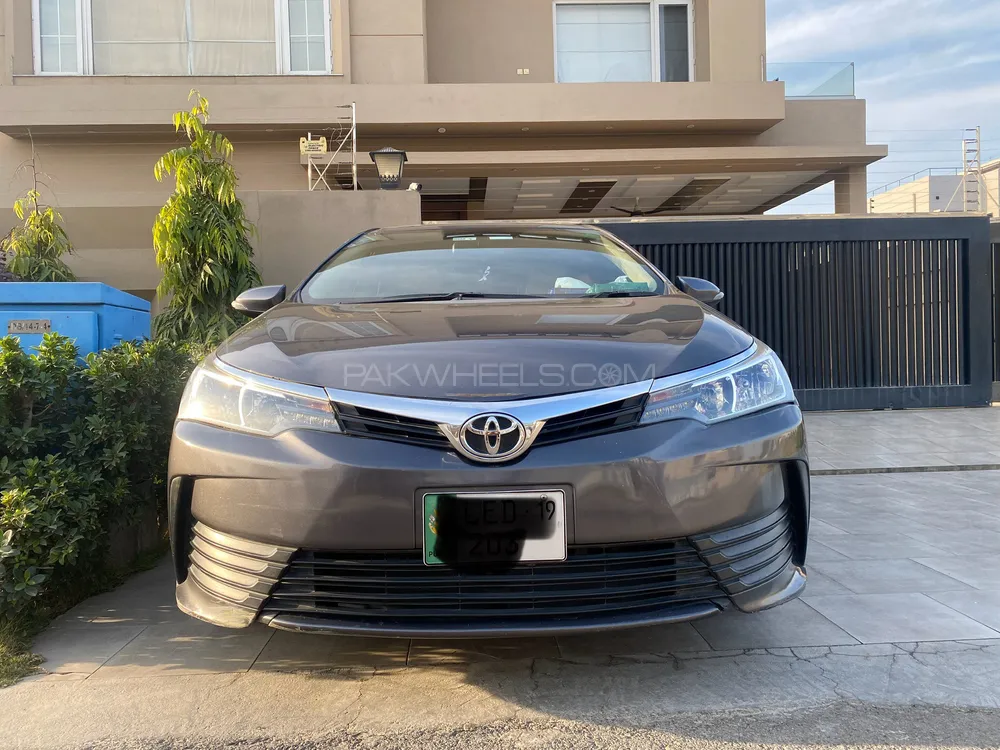Toyota Corolla 2019 for Sale in Lahore Image-1