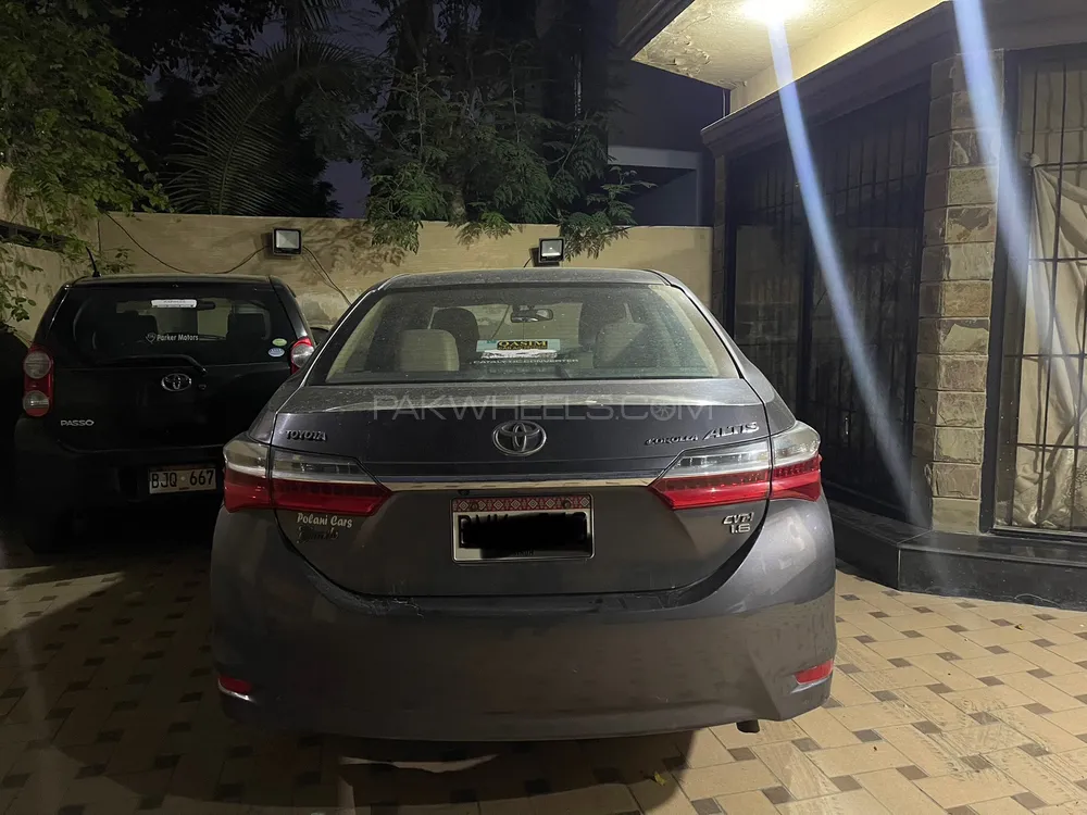 Toyota Corolla 2018 for Sale in Karachi Image-1