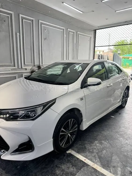 Toyota Corolla 2021 for Sale in Lahore Image-1
