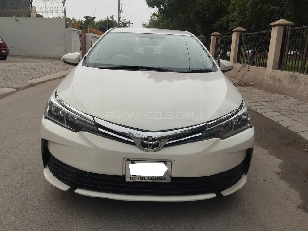 Toyota Corolla 2015 for Sale in Multan Image-1