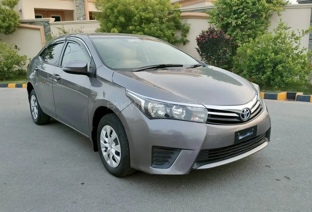 Toyota Corolla 2015 for Sale in Layyah Image-1