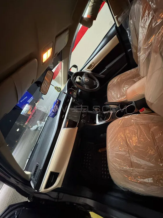 Toyota Corolla 2016 for Sale in Lahore Image-1