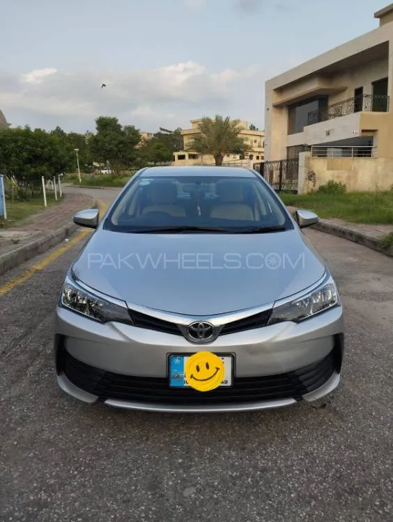 Toyota Corolla 2019 for Sale in Islamabad Image-1
