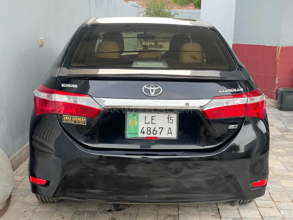 Toyota Corolla 2015 for Sale in Chichawatni Image-1