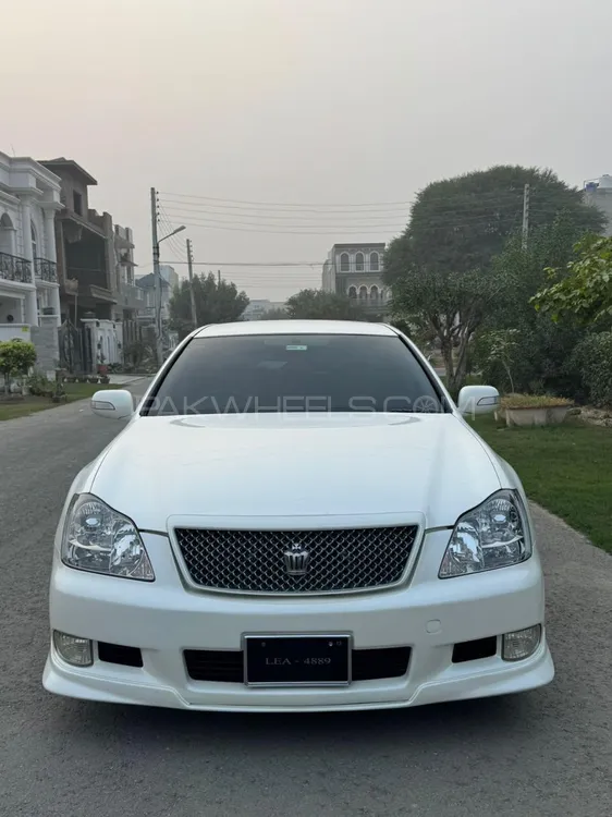 Toyota Crown 2005 for Sale in Lahore Image-1