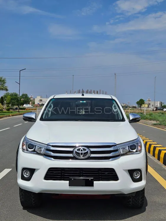 Toyota Hilux 2018 for Sale in Lahore Image-1