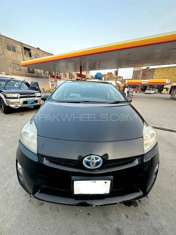Toyota Prius 2010 for Sale in Peshawar Image-1