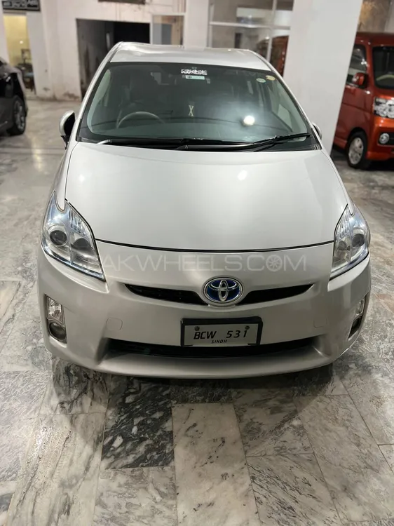 Toyota Prius 2011 for Sale in Multan Image-1