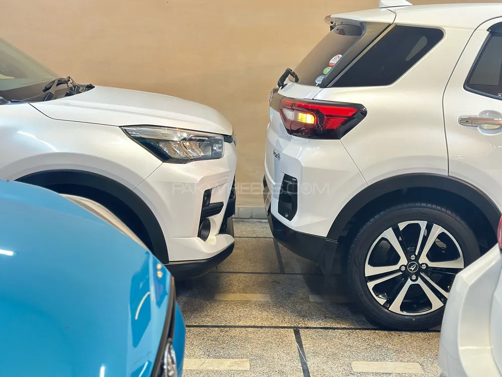 Daihatsu Rocky 2020 for Sale in Lahore Daihatsu Rocky 2020 for Sale in Lahore Image-4