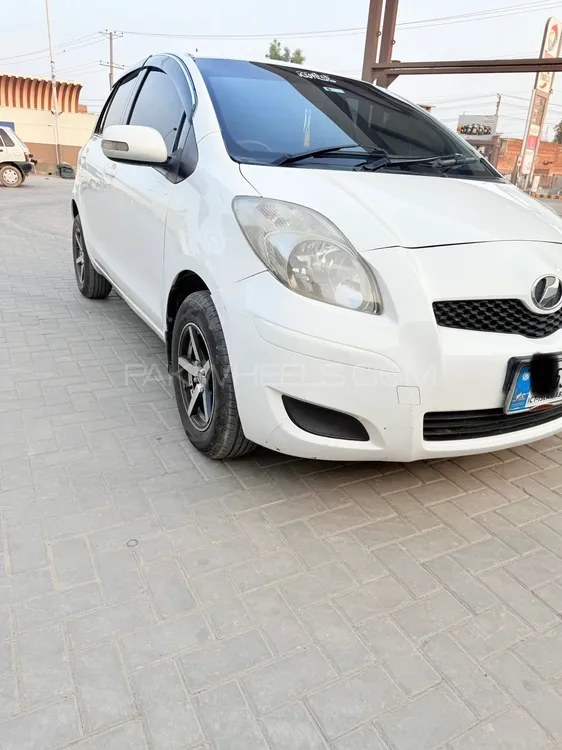 Toyota Vitz 2008 for Sale in Faisalabad Image-1