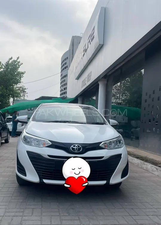 Toyota Yaris Sedan 2021 for Sale in Islamabad Image-1