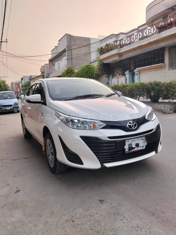Toyota Yaris Sedan 2022 for Sale in Faisalabad Image-1