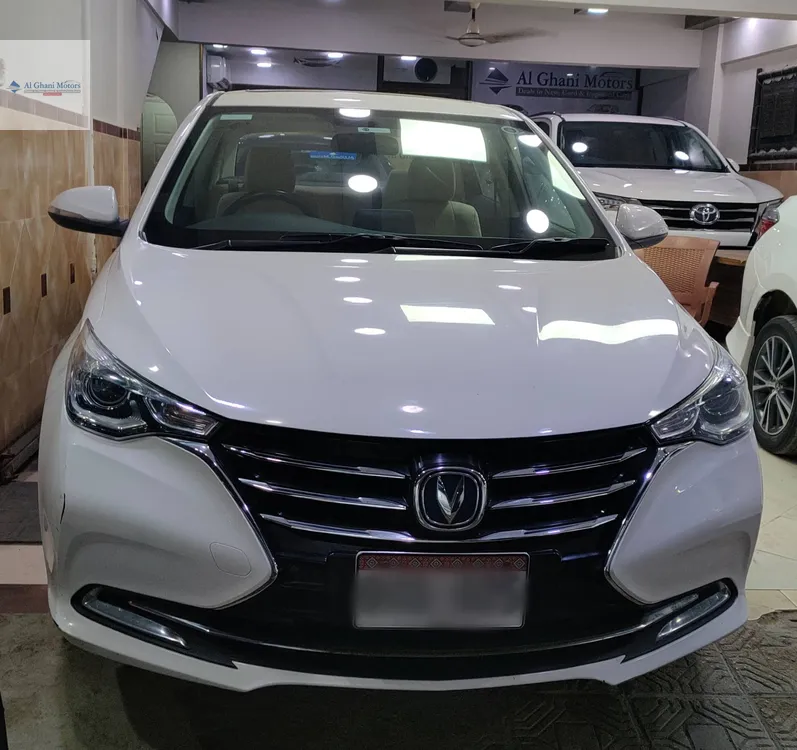 چانگان السوِن 2022 for Sale in کراچی Image-1