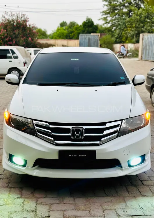 Honda City 2015 for Sale in Sargodha Image-1