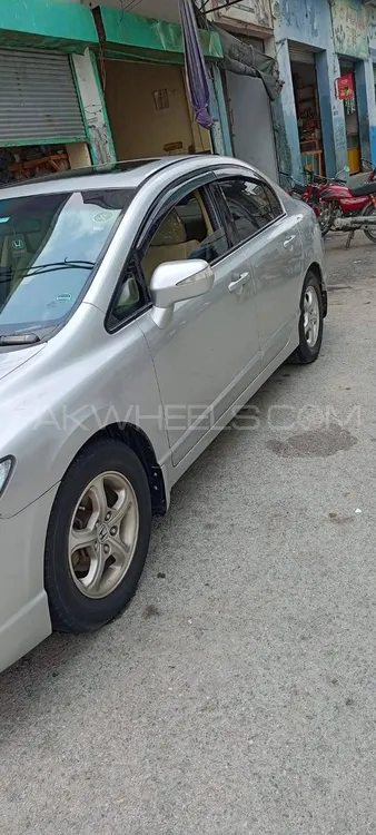 Honda Civic 2010 for Sale in Mardan Image-1