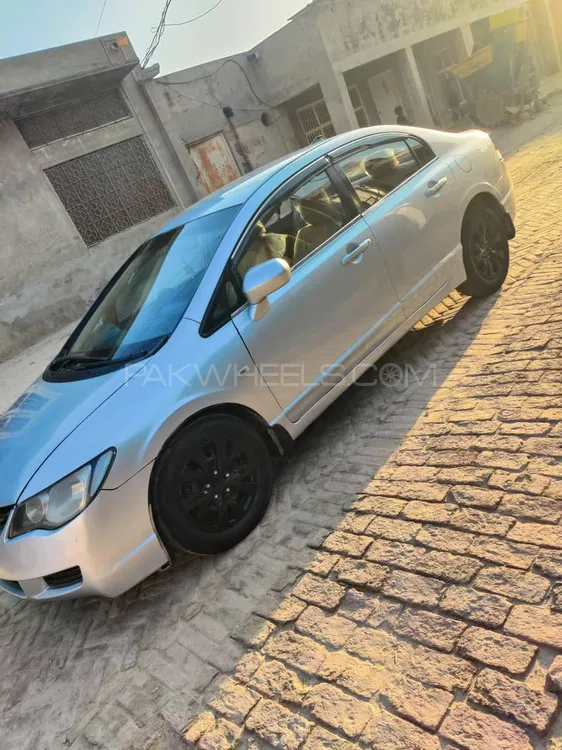 Honda Civic 2007 for Sale in Sahiwal Image-1