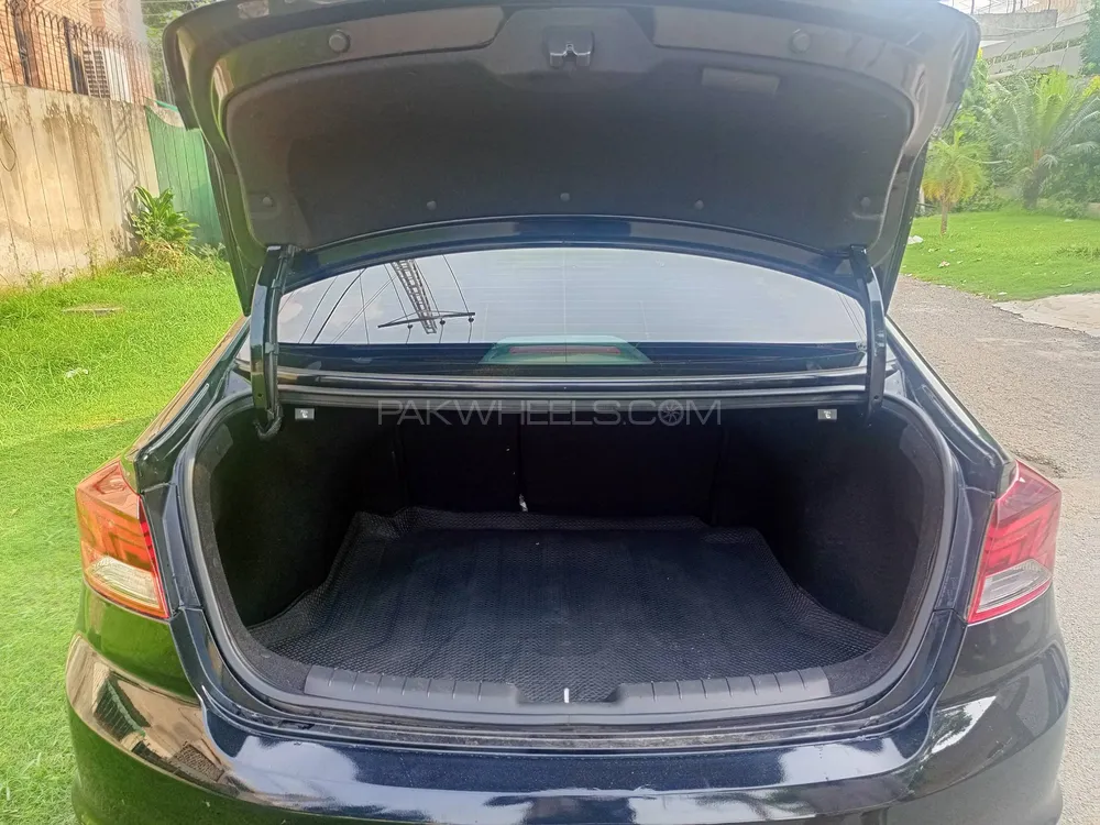 ہنڈائی ایلانٹرا 2022 for Sale in لاہور ہنڈائی ایلانٹرا 2022 for Sale in لاہور Image-13