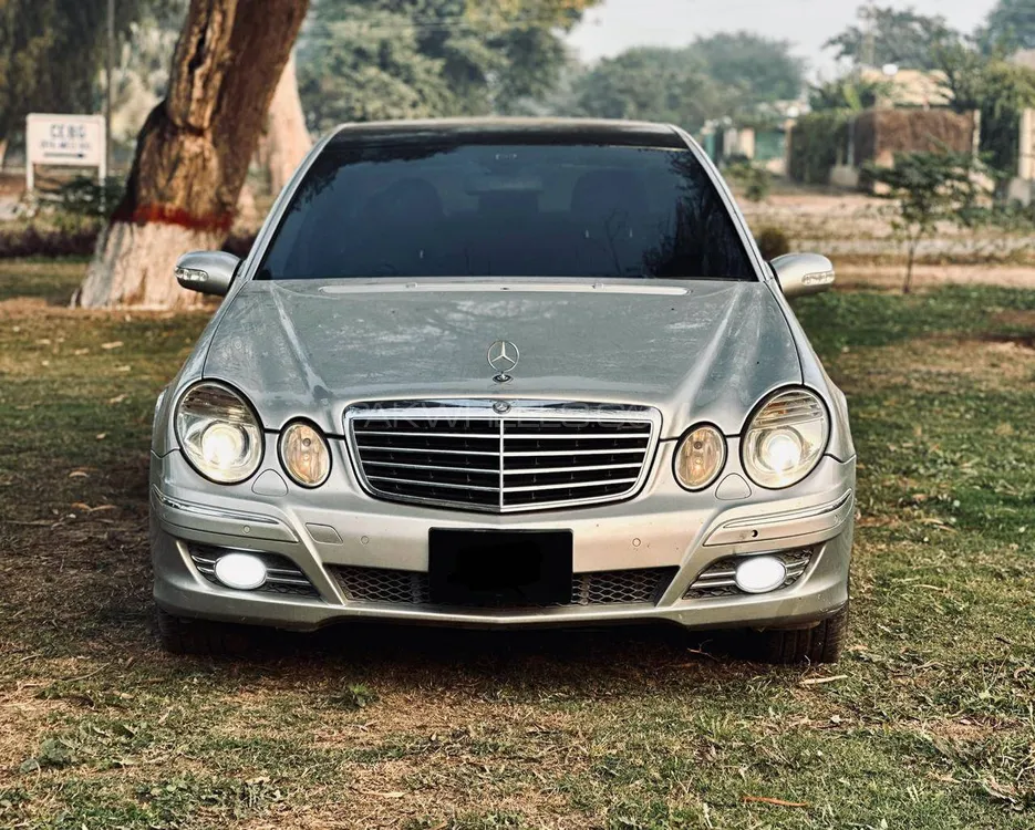 Mercedes Benz E Class 2004 for Sale in Islamabad Image-1