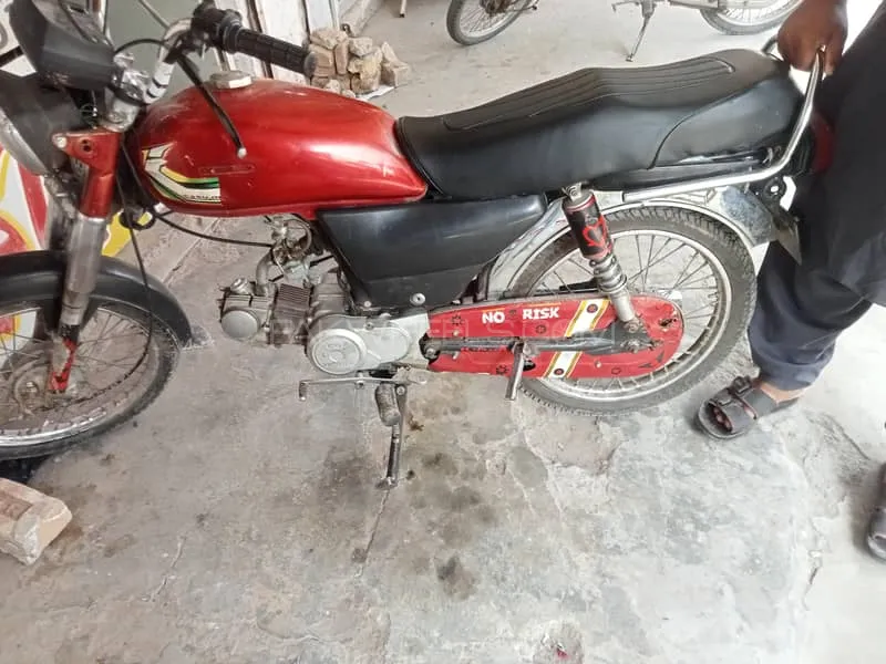 Pak Hero RF 70 2010 for Sale Image-1