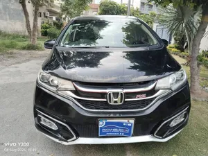 Honda Fit 1.5 Hybrid L Package 2015 for Sale