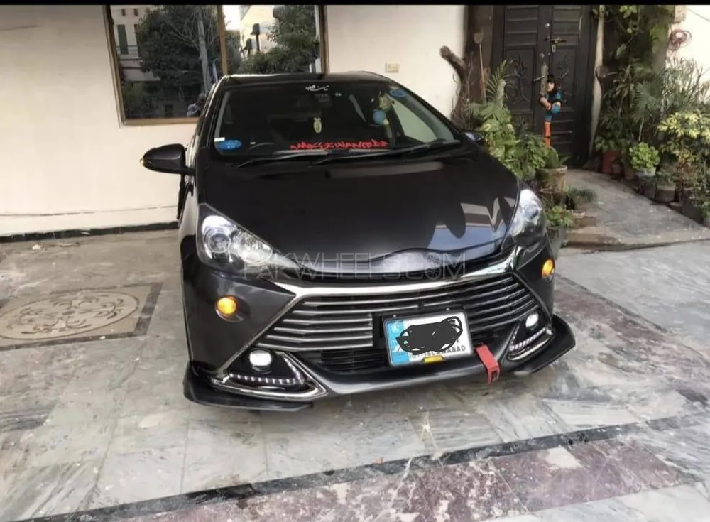 Toyota Aqua 2016 for Sale in Islamabad Image-1