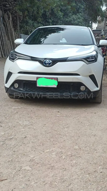 Toyota C-HR 2018 for Sale in Karachi Image-1