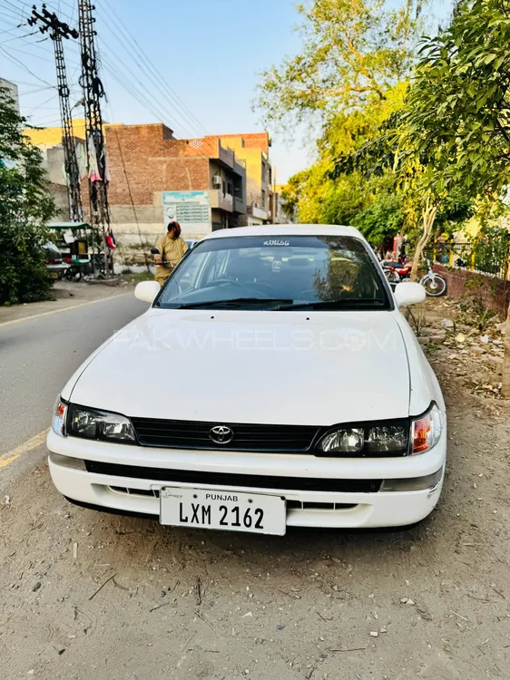 Toyota Corolla 2000 for Sale in Lahore Image-1