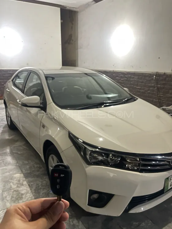 Toyota Corolla 2014 for Sale in Faisalabad Image-1